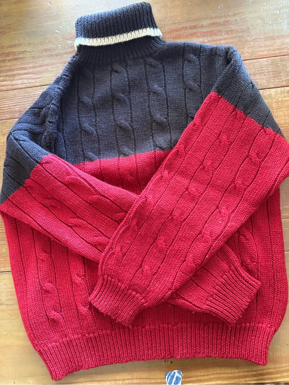 Men's Two-Tone Cable Knit Turtleneck Sweater - Red & Navy